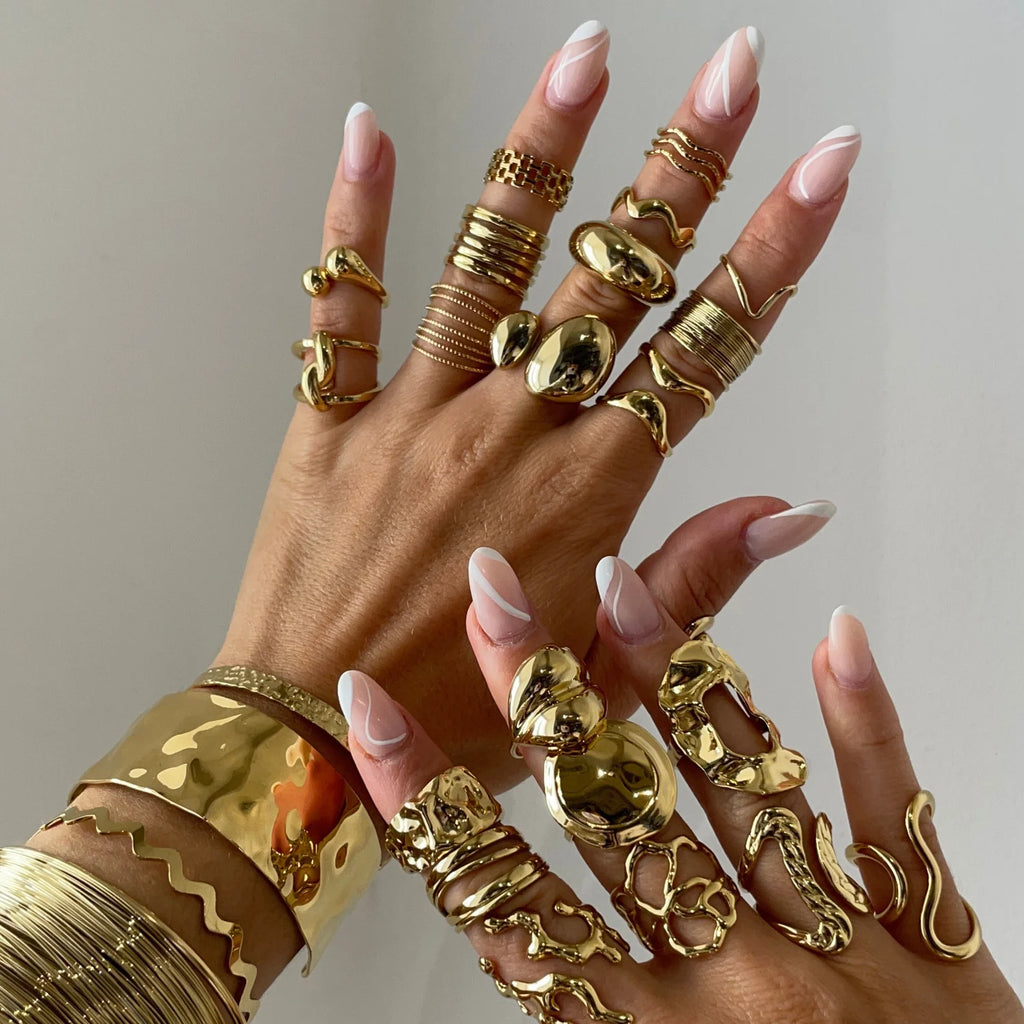 Minimalist Line Ring