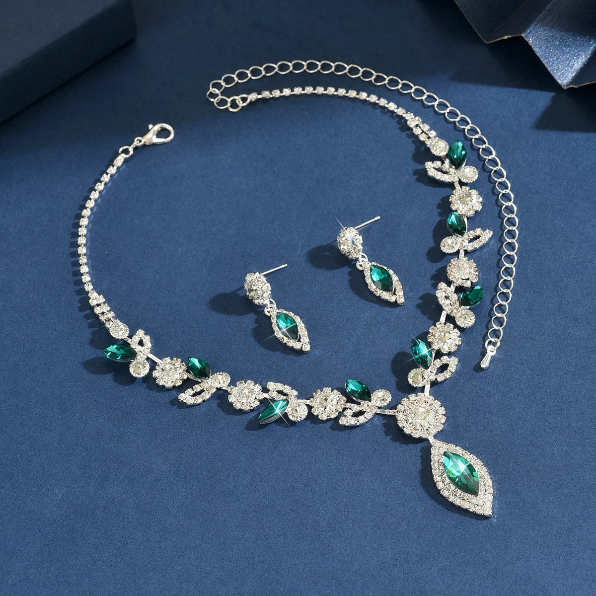 Waterdrop Leaf 4-Pc Set