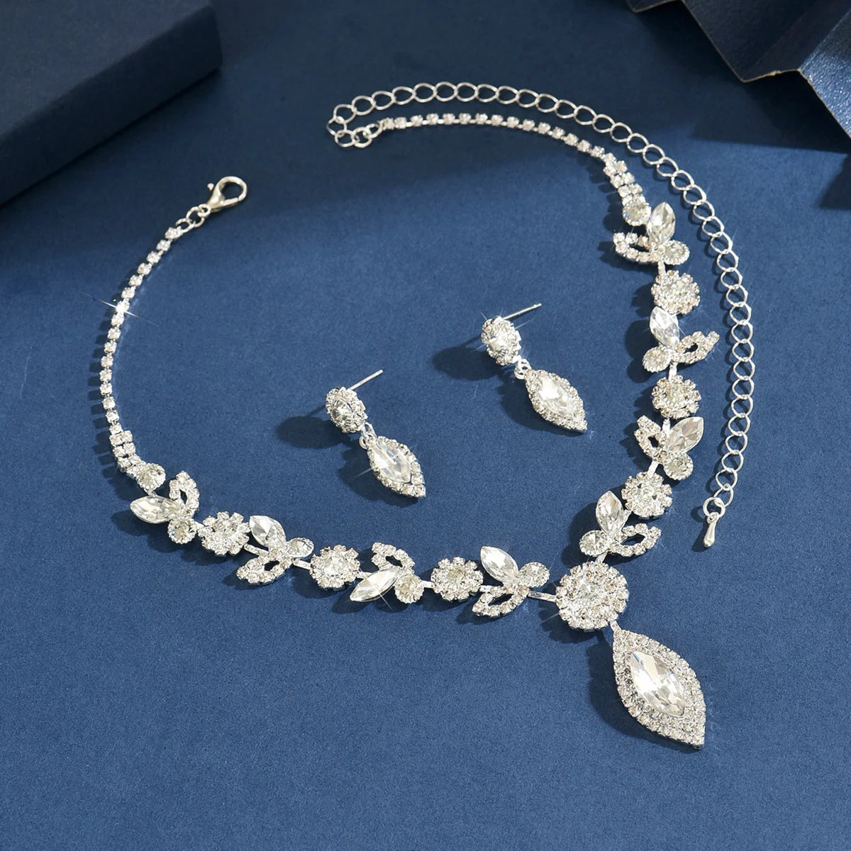 Waterdrop Leaf 4-Pc Set