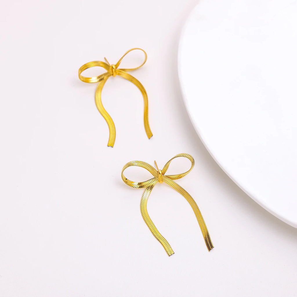 18K PVD Bow Studs