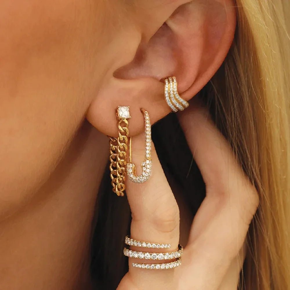 Rhinestone Wave Ear Cuff
